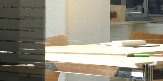 Ein Foto des Professorenraumes im Lehrstuhl Tragkonstruktionen